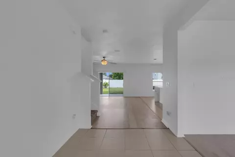 Entry Way - 4108 Deermoss Dr, Clermont, FL 34714 photo 2 of 7