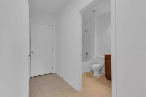 Entry Way - 4108 Deermoss Dr, Clermont, FL 34714 photo 4 of 7
