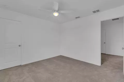 Bedroom - 4108 Deermoss Dr, Clermont, FL 34714 photo 8 of 10