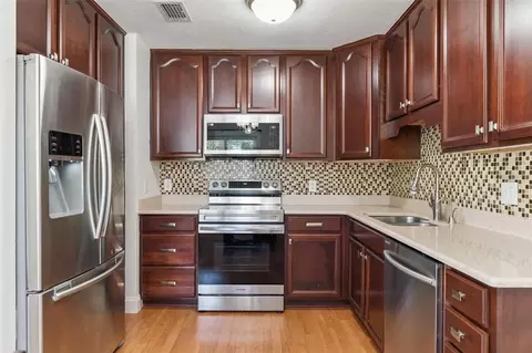 Kitchen - 668 Olympic Dr #1, Ocoee, FL 34761 photo 1 of 4
