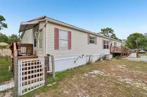 9085 Mercury Dr, Saint Cloud, FL 34773 photo 4