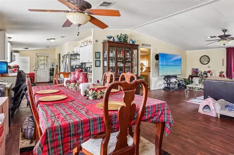9085 Mercury Dr, Saint Cloud, FL 34773 photo 12