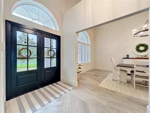 Entry Way - 34449 Parkview Ave, Eustis, FL 32736 photo 5 of 7