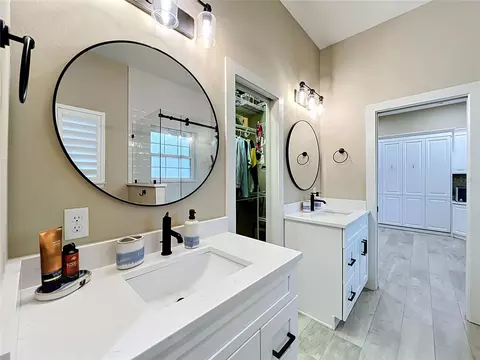 Bath - 34449 Parkview Ave, Eustis, FL 32736 photo 8 of 11