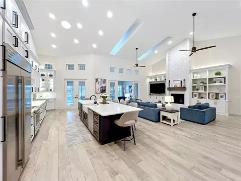 Kitchen - 34449 Parkview Ave, Eustis, FL 32736 photo 1 of 12