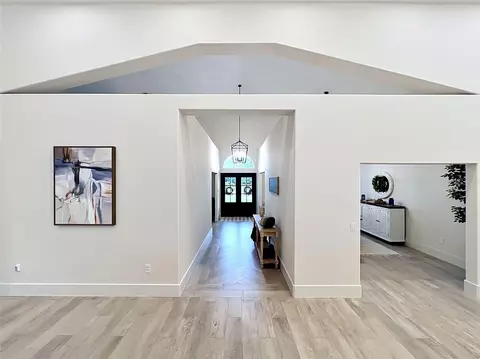 Entry Way - 34449 Parkview Ave, Eustis, FL 32736 photo 7 of 7