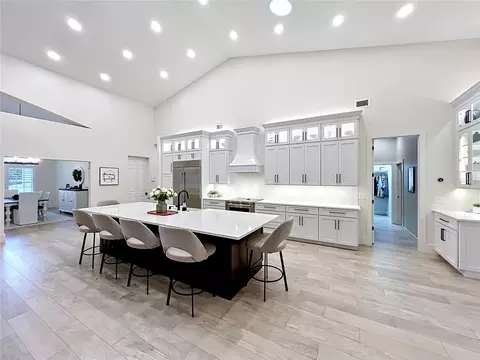 Kitchen - 34449 Parkview Ave, Eustis, FL 32736 photo 10 of 12