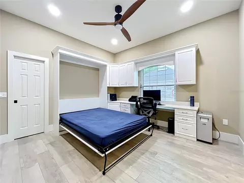 Bedroom - 34449 Parkview Ave, Eustis, FL 32736 photo 8 of 12