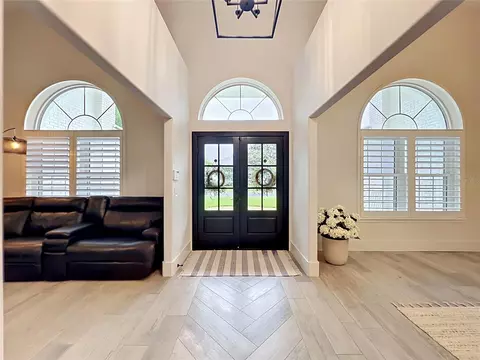 Entry Way - 34449 Parkview Ave, Eustis, FL 32736 photo 3 of 7