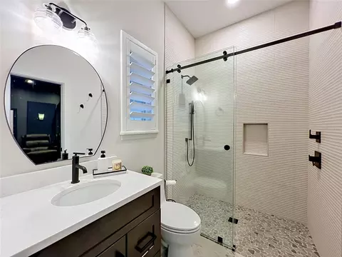Bath - 34449 Parkview Ave, Eustis, FL 32736 photo 11 of 11