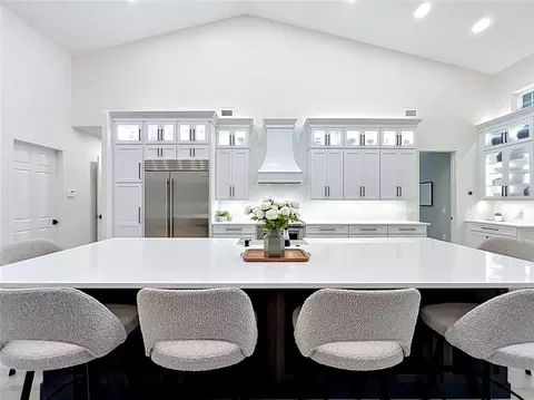 Kitchen - 34449 Parkview Ave, Eustis, FL 32736 photo 9 of 12