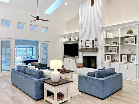 Living - 34449 Parkview Ave, Eustis, FL 32736 photo 6 of 6