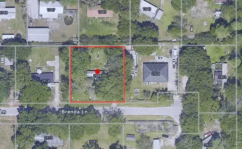 2944 Brenda Ln, Auburndale, FL 33823