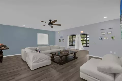 Living - 811 Main St, Windermere, FL 34786 photo 3 of 3