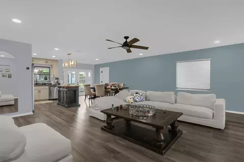 Living - 811 Main St, Windermere, FL 34786 photo 1 of 3