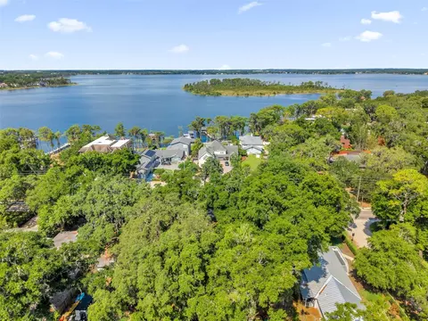 View/Area - 811 Main St, Windermere, FL 34786 photo 4 of 5
