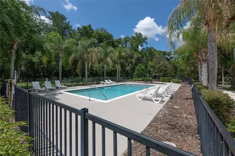 Exterior - 401 Split Oak Ct, Eustis, FL 32736 photo 4 of 12
