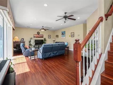 Living - 401 Split Oak Ct, Eustis, FL 32736 photo 1 of 3