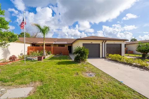 48 Hepburn Pl, Merritt Island, FL 32953