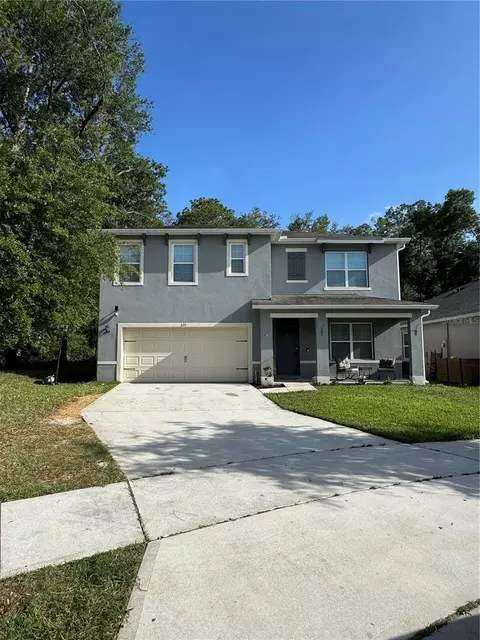 325 Charles Dr, Deland, FL 32724