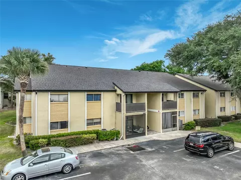 918 Lake Destiny Rd #F, Altamonte Springs, FL 32714