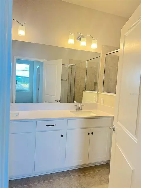 Bath - 4961 Rain Shadow Dr, Saint Cloud, FL 34772 photo 3 of 3
