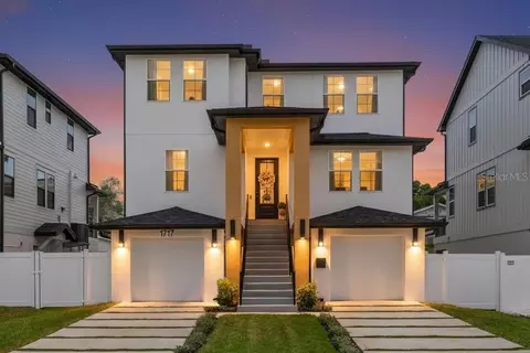 1717 Massachusetts Ave NE, Saint Petersburg, FL 33703