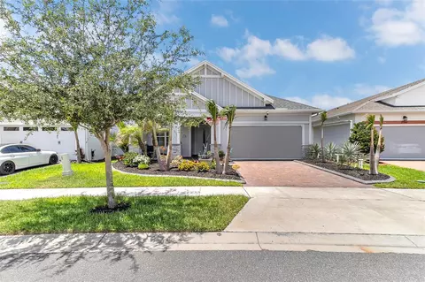 2764 Greenlands St, Saint Cloud, FL 34772