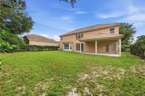 Exterior - 11326 Ledgement Ln, Windermere, FL 34786 photo 4 of 7