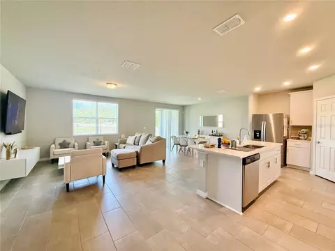 Kitchen - 572 Sun Warbler Way, Saint Cloud, FL 34771 photo 1 of 3