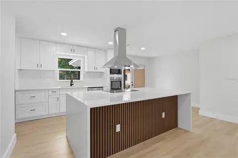 Kitchen - 1508 Illinois Ave, Saint Cloud, FL 34769 photo 3 of 7