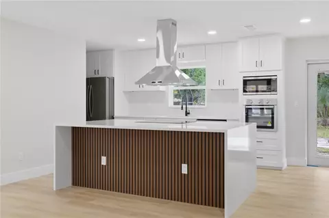 Kitchen - 1508 Illinois Ave, Saint Cloud, FL 34769 photo 2 of 7