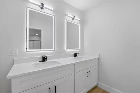 Bath - 1508 Illinois Ave, Saint Cloud, FL 34769 photo 1 of 5