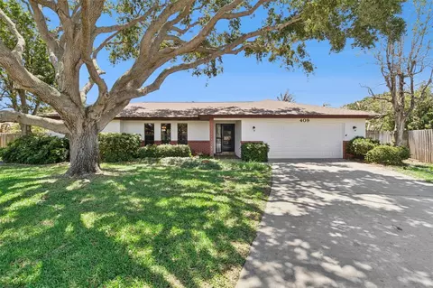 409 Saint Johns Dr, Satellite Beach, FL 32937