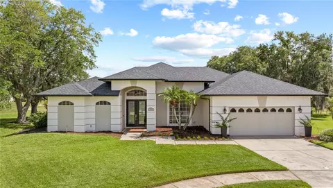 13401 Pointe Ct, Orlando, FL 32828