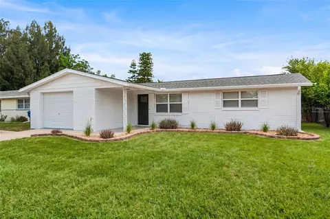 3521 Bigelow Dr, Holiday, FL 34691