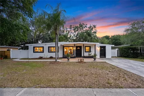 5637 Kalmia Dr, Orlando, FL 32807