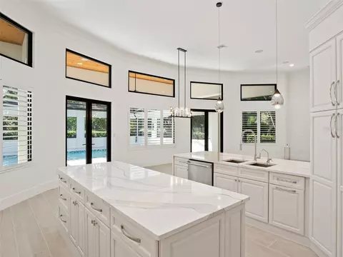Kitchen - 5199 Latrobe Dr, Windermere, FL 34786 photo 4 of 4