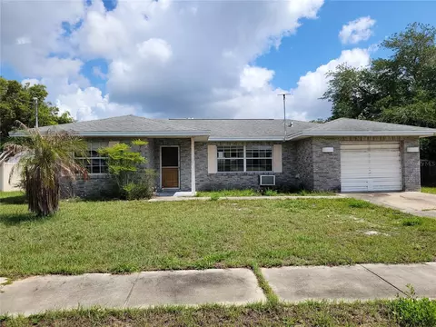 765 Highland Dr, Orange City, FL 32763