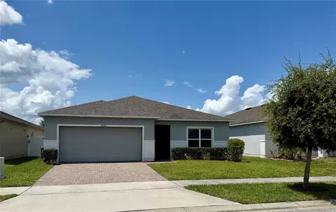 4529 Lake Russell Rd, Kissimmee, FL 34746