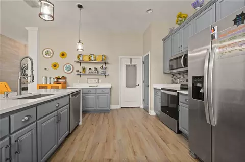 Kitchen - 331 Eastern Ave, Saint Cloud, FL 34769 photo 3 of 3