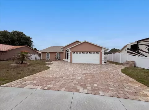 4614 Zoltan Dr, Titusville, FL 32780