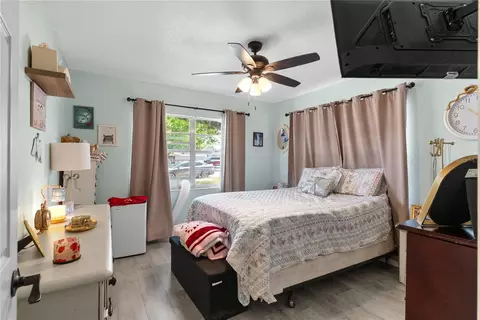 Bedroom - 12 Beverly Dr, Frostproof, FL 33843 photo 1 of 4