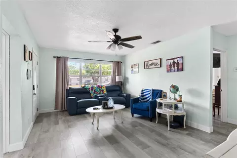 Living - 12 Beverly Dr, Frostproof, FL 33843 photo 1 of 1