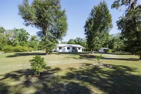 6320 SE 91st Trl, Trenton, FL 32693