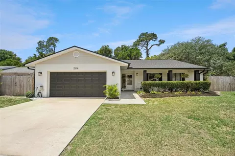 204 Dogwood Dr, Sanford, FL 32771