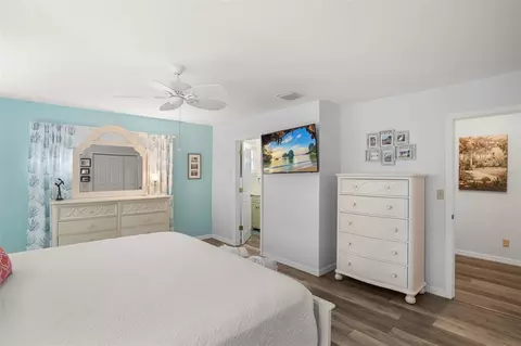 Bedroom - 1338 Heim Rd, Mount Dora, FL 32757 photo 3 of 5