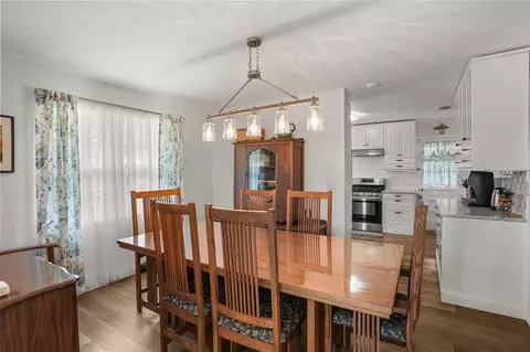Dining - 1338 Heim Rd, Mount Dora, FL 32757 photo 1 of 3