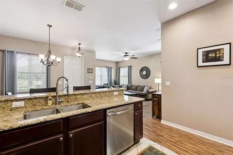 Kitchen - 11401 Evesham Dr, Windermere, FL 34786 photo 2 of 3