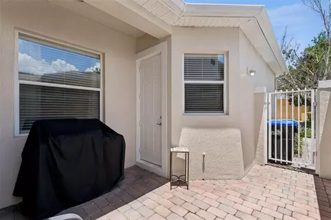 Exterior - 11401 Evesham Dr, Windermere, FL 34786 photo 4 of 12
